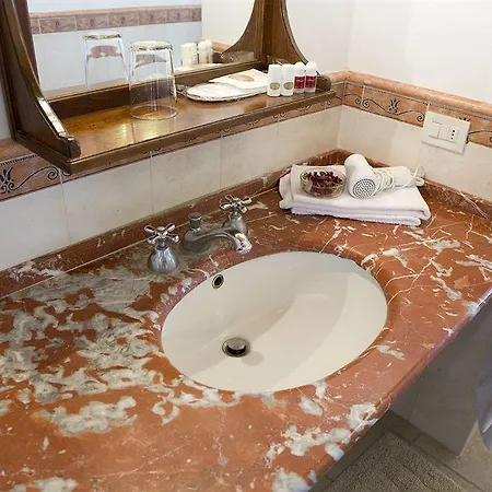 Locanda Il Girasole Country house